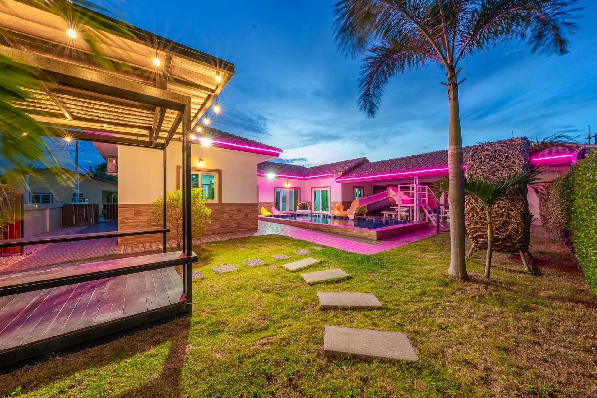 บ้านฮอว์คอาย - รูปที่ 23